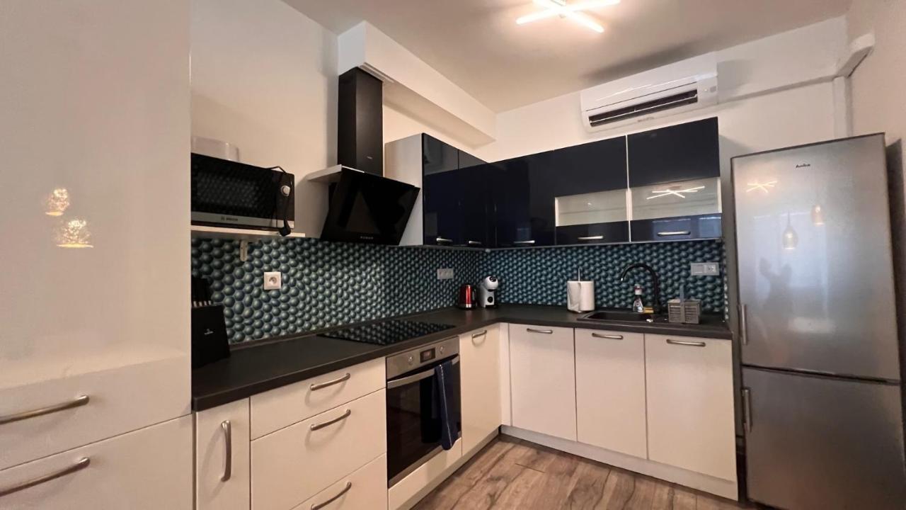Air-Conditioned, 2 Room Apartment With Balcony, New Building Raca Bratislava Luaran gambar